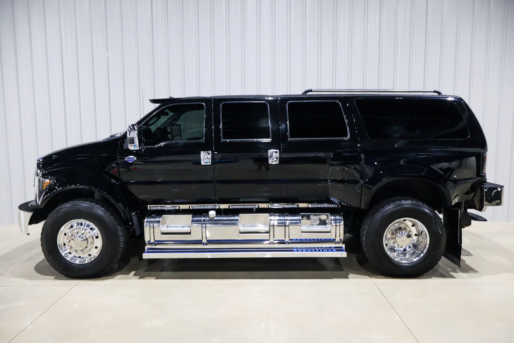 Used 2015 Ford F650 2WD Crew Cab Super Duty image 14