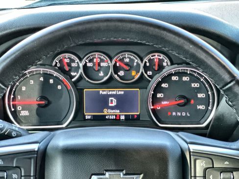 Used 2022 Chevrolet Silverado 1500 RST AWD/4WD image 23