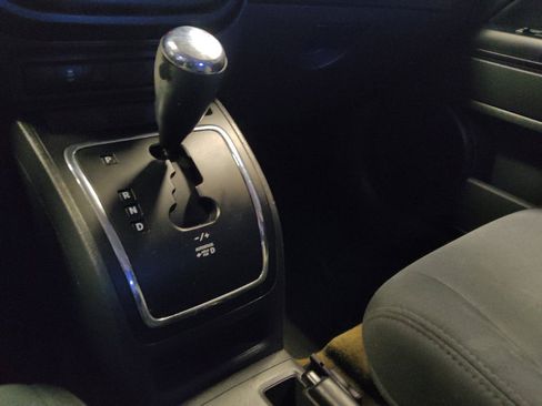 Used 2016 Jeep Compass Sport w/ Power Value Group FWD image 26