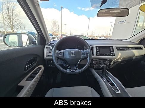 Used 2021 Honda HR-V LX image 15