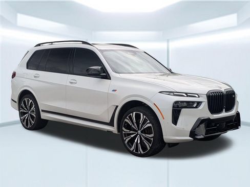 Used 2023 BMW X7 M60i w/ Executive Package AWD/4WD image 7