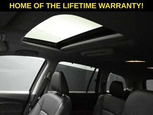 Used 2017 Honda Pilot Touring image 28