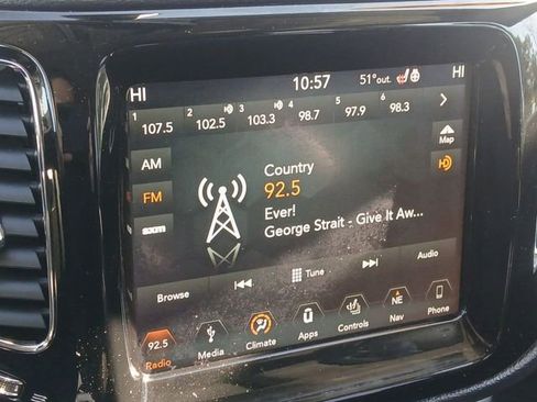 Used 2018 Jeep Compass Limited w/ Navigation Group image 16