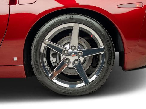 Used 2007 Chevrolet Corvette Convertible w/ Preferred Equipment Group RWD image 27