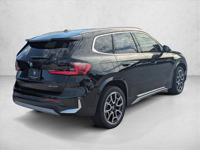 Used 2026 BMW X1 xDrive28i AWD/4WD image 2