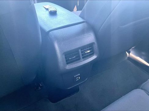 Used 2024 Chevrolet Equinox LT AWD/4WD image 22