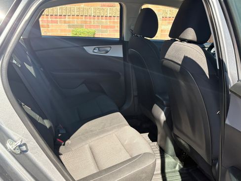 Used 2024 Kia Forte LXS FWD image 12