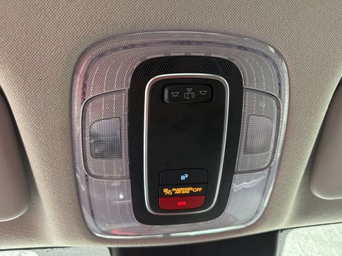 Used 2024 Hyundai Elantra SEL FWD image 29
