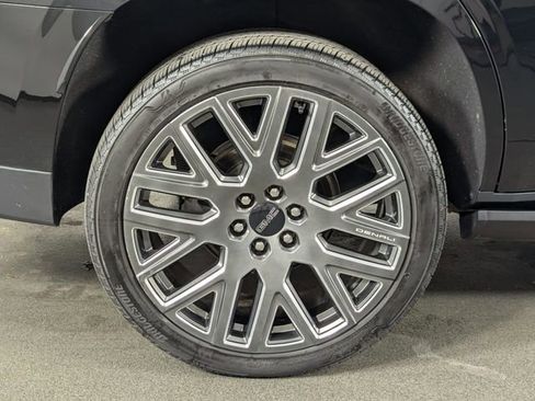 Used 2025 GMC Yukon Denali Ultimate image 13