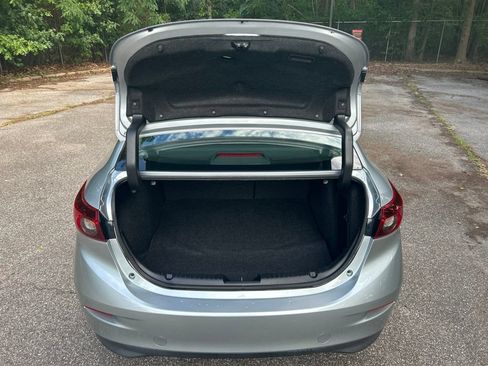 Used 2018 MAZDA MAZDA3 Touring FWD image 28