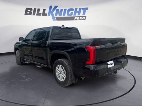 Used 2023 Toyota Tundra SR5 w/ SR5 Convenience Package AWD/4WD image 3