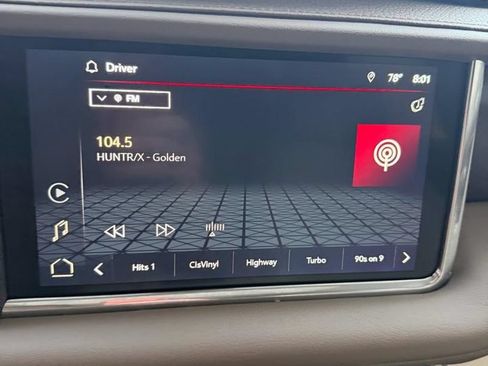 Used 2022 GMC Yukon XL Denali w/ Denali Premium Package AWD/4WD image 17