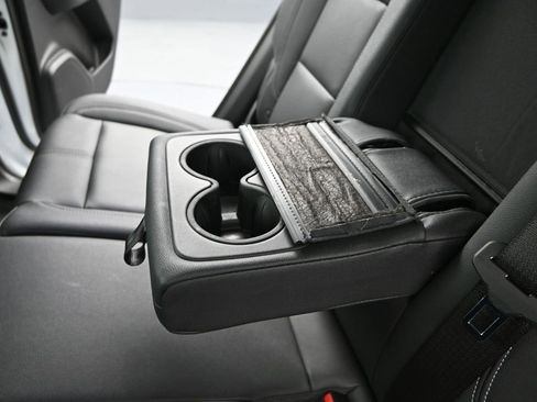 Used 2024 Chevrolet Blazer LT image 17