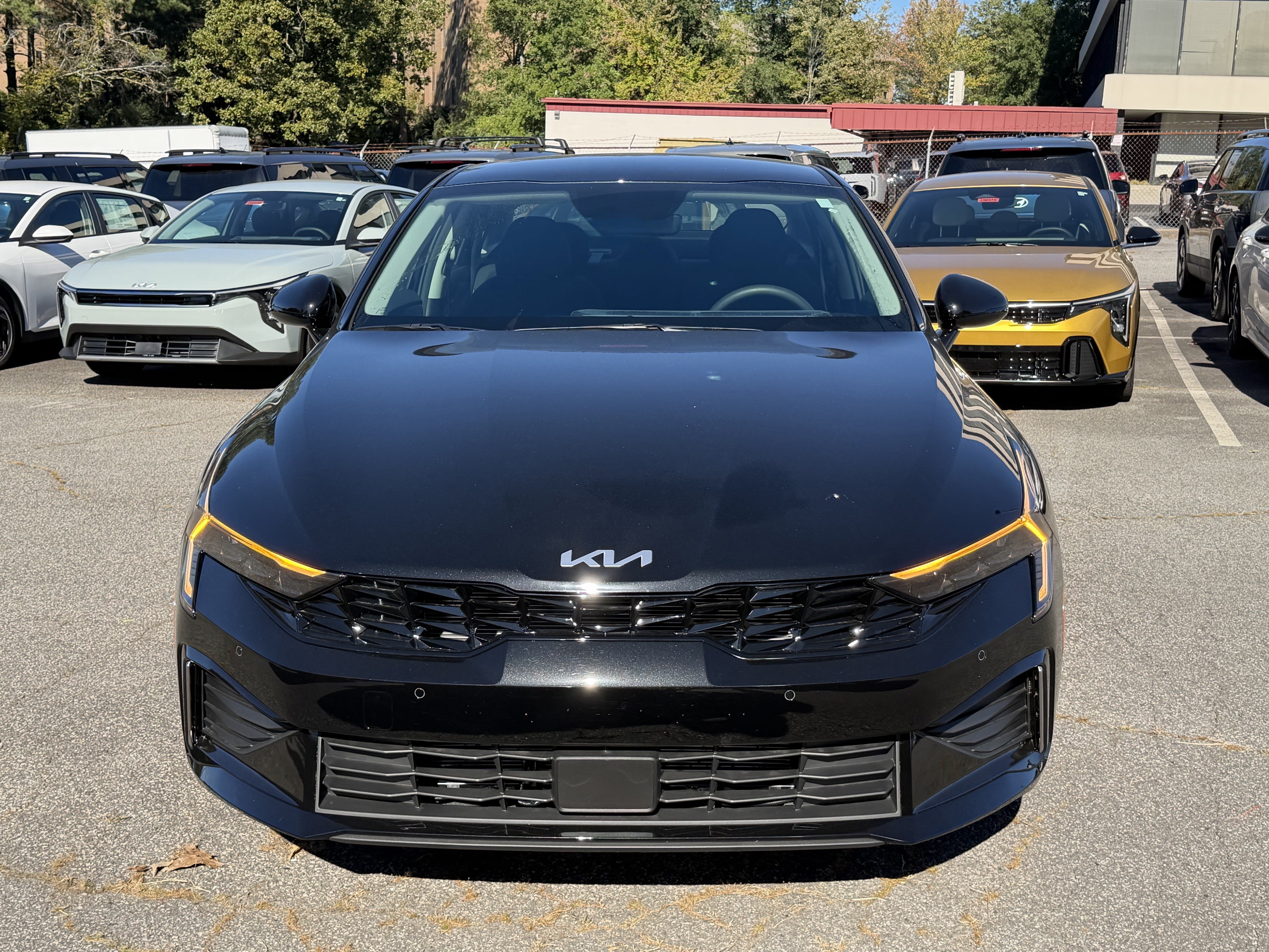 New 2027 Kia K5 LXS FWD image 2