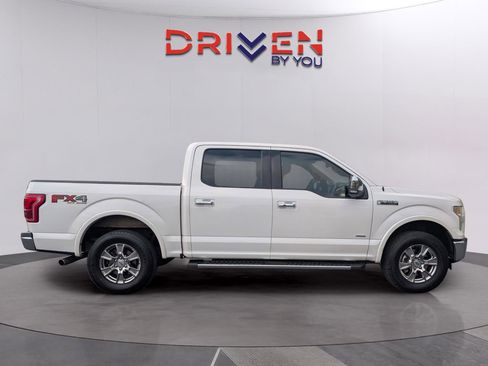 Used 2015 Ford F150 Lariat image 6