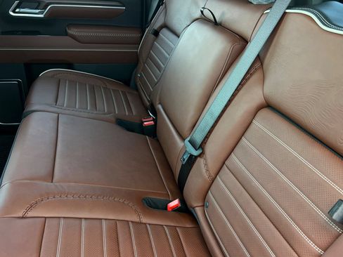 New 2026 GMC Sierra 3500 Denali Ultimate AWD/4WD image 9