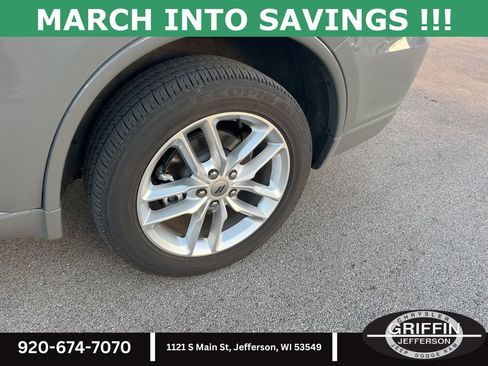 Used 2023 Dodge Durango GT image 15