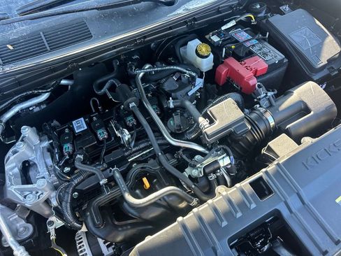 New 2026 Nissan Kicks SV w/ SV Premium Package image 31