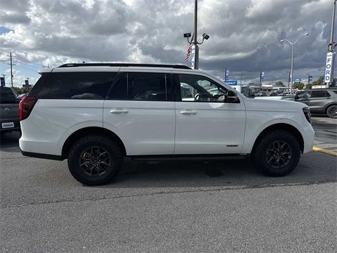 New 2025 Ford Expedition Tremor image 4