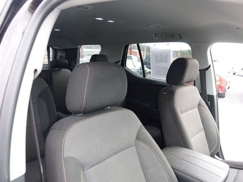 Used 2019 Chevrolet Traverse LT image 43