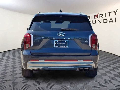 Used 2024 Hyundai Palisade Calligraphy AWD/4WD image 5