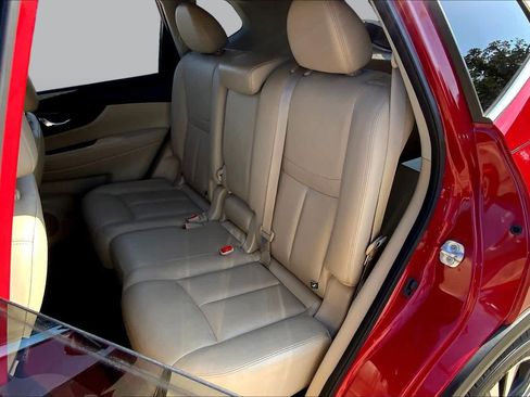 Used 2017 Nissan Rogue SL w/ SL Premium Package FWD image 20