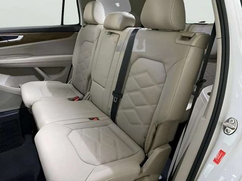Used 2024 Volkswagen Atlas SE FWD image 75