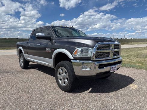 Used 2014 RAM 2500 Laramie w/ Protection Group AWD/4WD image 7