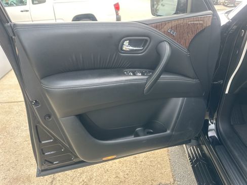 Used 2018 Nissan Armada SL w/ Moonroof Package image 21