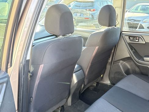 Used 2016 Subaru Forester 2.5i Premium w/ All-Weather Package image 16