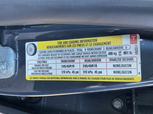 Used 2019 Tesla Model S Long Range image 21