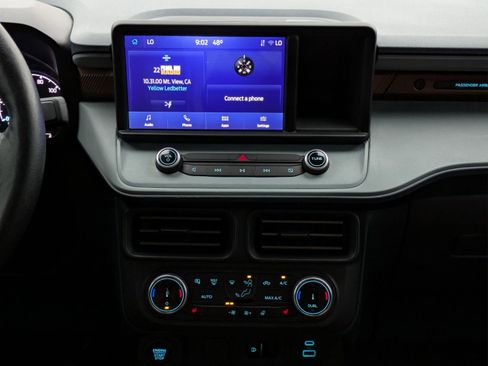 Used 2022 Ford Maverick Lariat w/ Lariat Luxury Package image 19