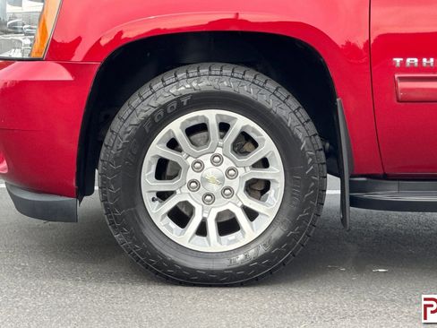 Used 2013 Chevrolet Tahoe LT w/ Luxury Package AWD/4WD image 34