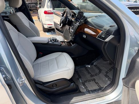 Used 2017 Mercedes-Benz GLS 450 4MATIC w/ Premium Package image 21