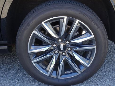 Certified 2024 Cadillac Escalade Sport w/ Touring Package AWD/4WD image 25