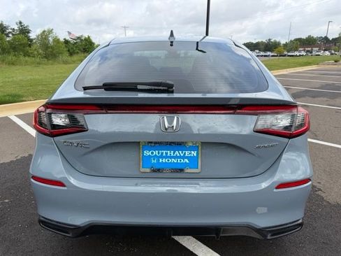 Used 2023 Honda Civic Sport image 5
