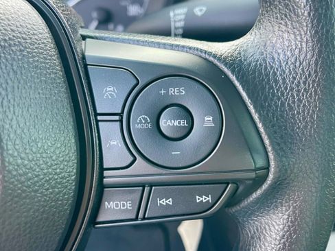 Used 2024 Toyota Corolla LE image 19