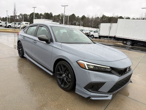 Used 2024 Honda Civic Si image 2