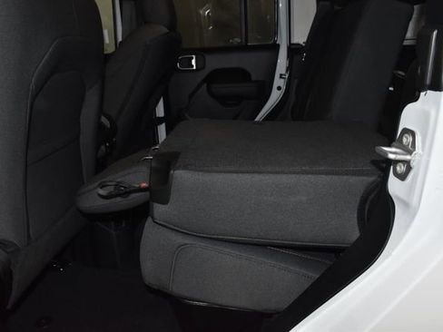 New 2026 Jeep Gladiator Willys image 28