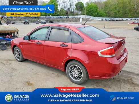 Used 2010 Ford Focus SE FWD image 3