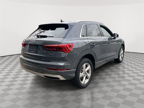 Used 2022 Audi Q3 2.0T Premium image 3