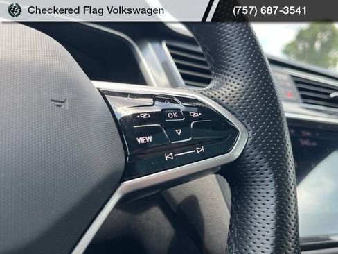 Used 2023 Volkswagen Tiguan SE R-Line AWD/4WD image 36