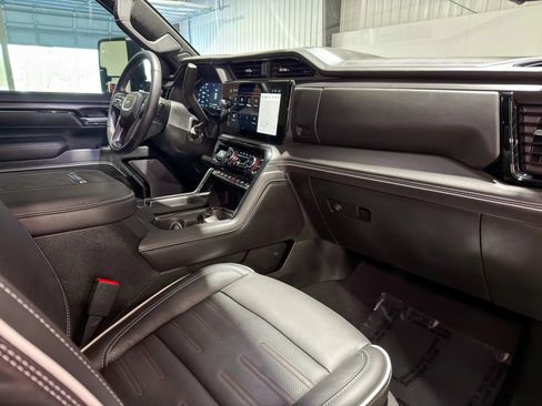 Used 2026 GMC Sierra 2500 AT4X AWD/4WD image 22
