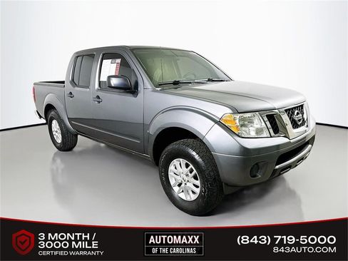 Used 2019 Nissan Frontier SV image 1