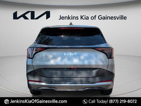 New 2026 Kia Sportage LX FWD image 6