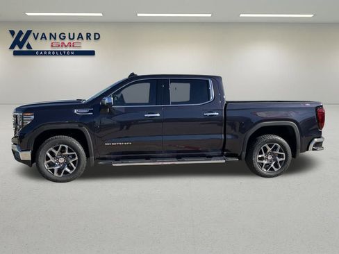 New 2026 GMC Sierra 1500 SLT image 2
