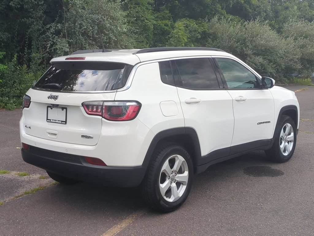 Used 2018 Jeep Compass Latitude w/ Popular Equipment Group AWD/4WD image 4