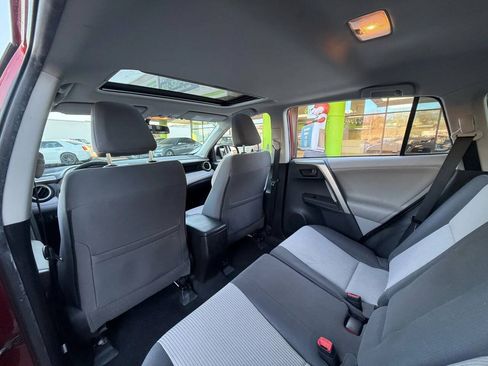 Used 2013 Toyota RAV4 XLE AWD/4WD image 13