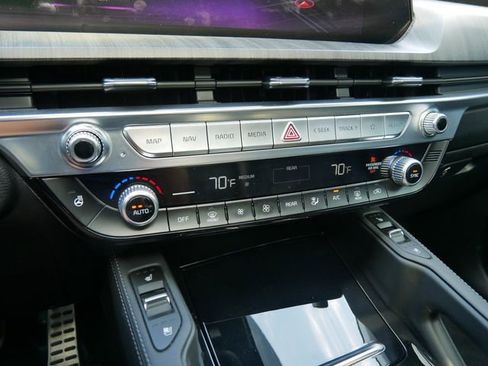 Used 2023 Kia Telluride SX image 28