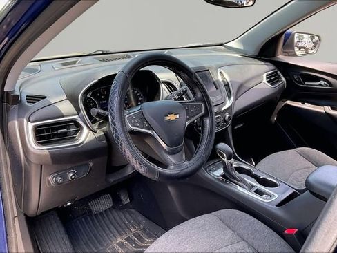 Used 2022 Chevrolet Equinox LT AWD/4WD image 12